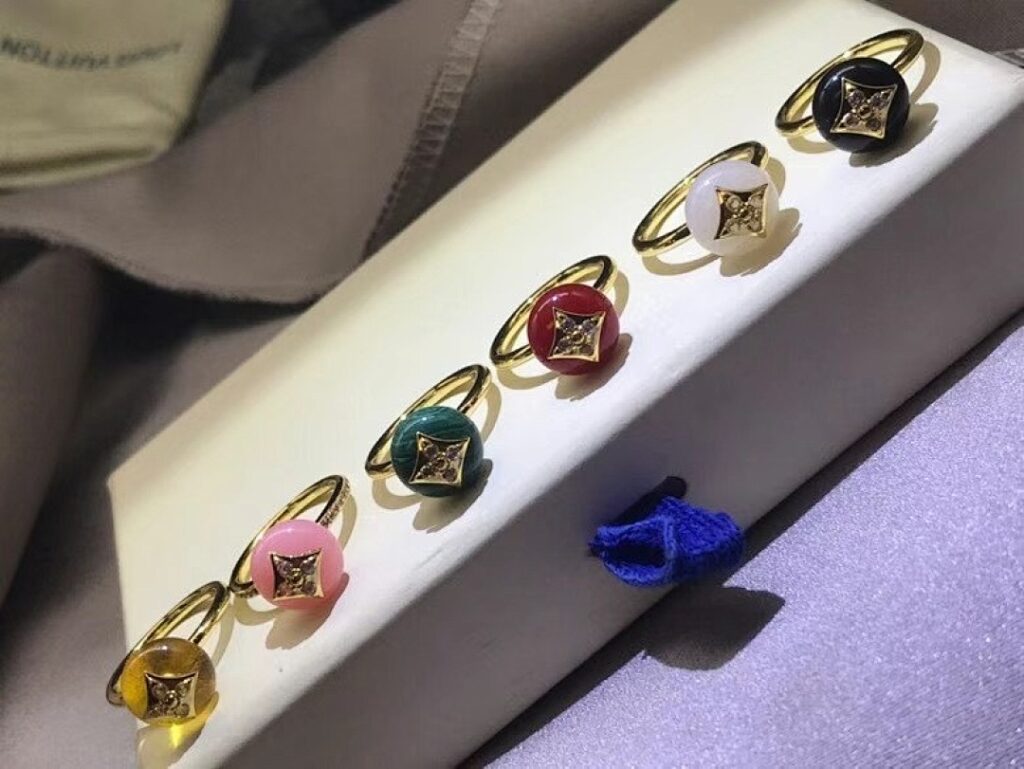 Louis Vuitton Ring Style lv 6-7-8 0508