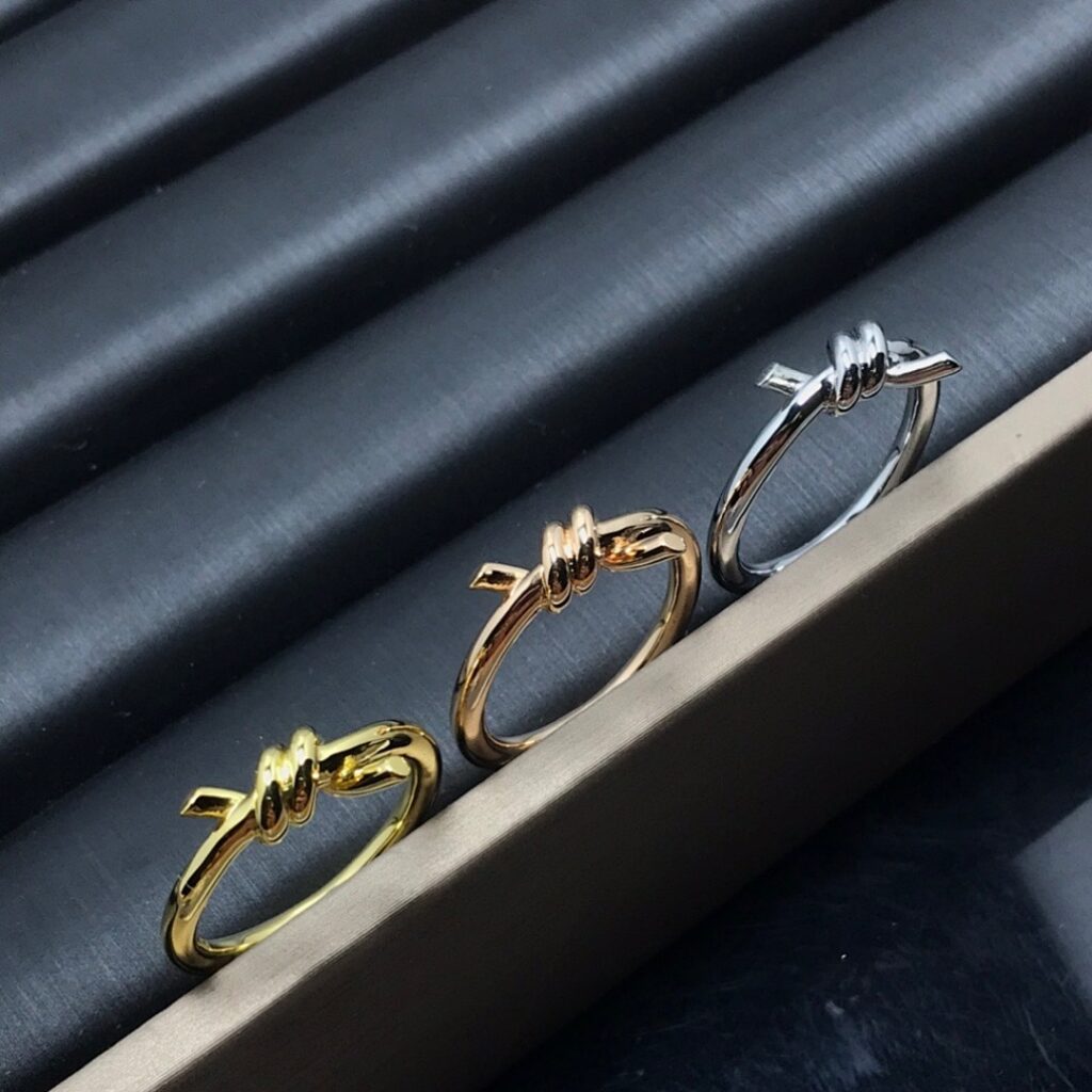 Tiffany Ring Style t news rings 0408 size6-7-8