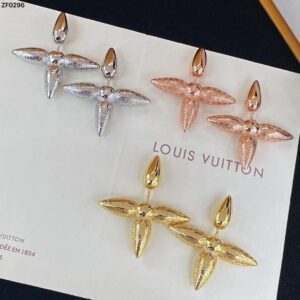Louis Vuitton Jewelry Style 45