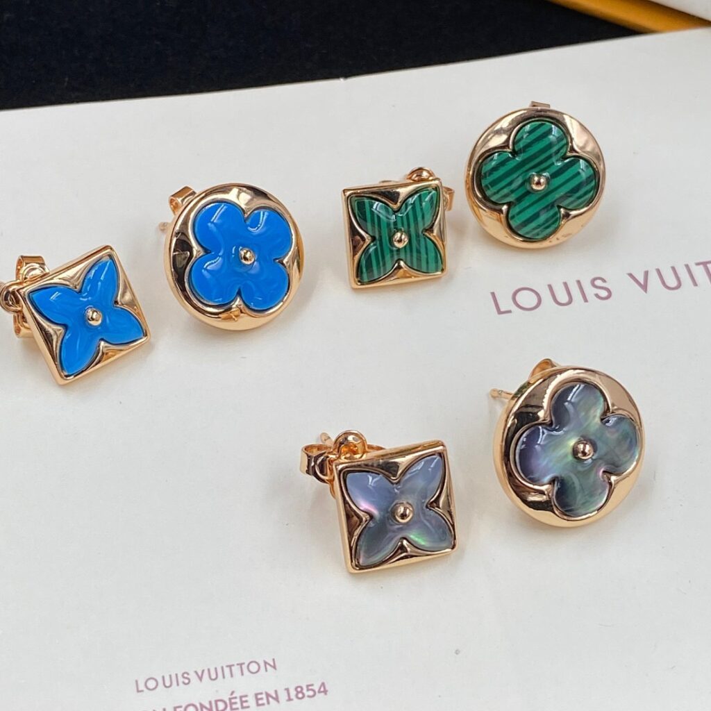 Louis Vuitton Jewelry Style 45
