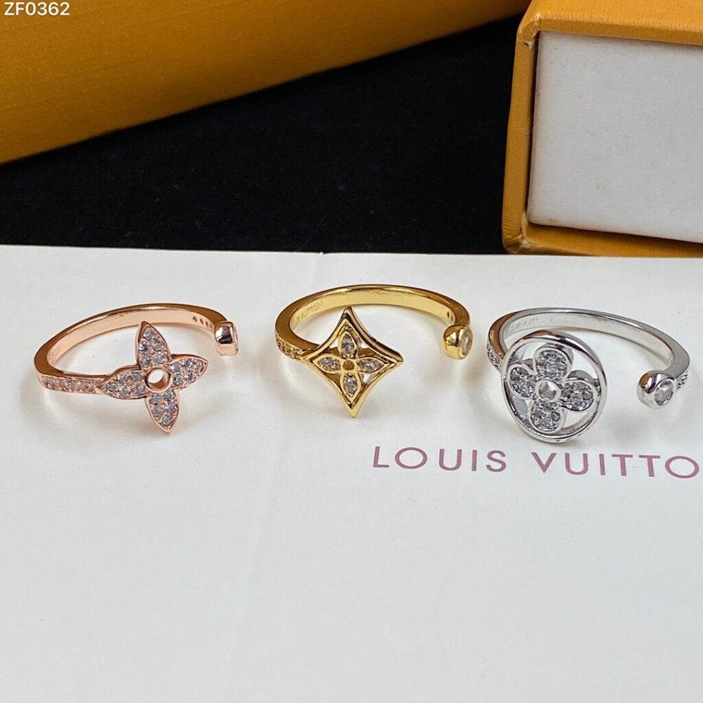 Louis Vuitton Jewelry Style 55