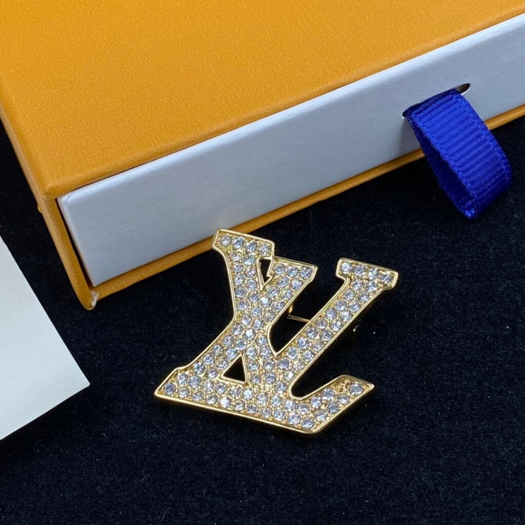 Louis Vuitton Jewelry Style 50
