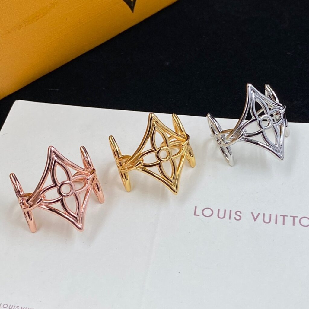 Louis Vuitton Jewelry Style 40
