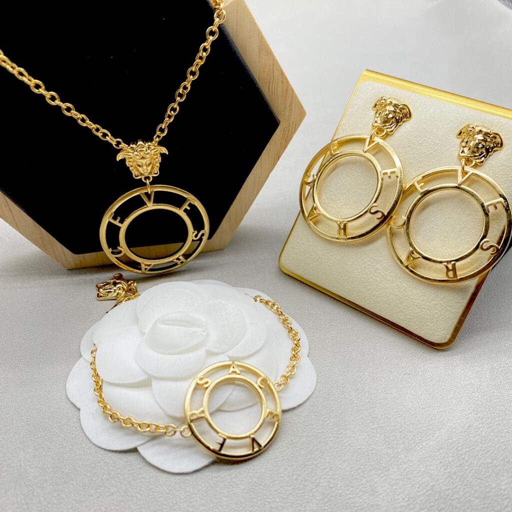 Versace Necklace Style 55 50 55