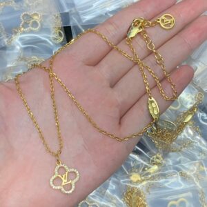 Louis Vuitton Jewelry Style 48