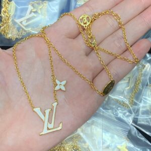 Louis Vuitton Jewelry Style 45