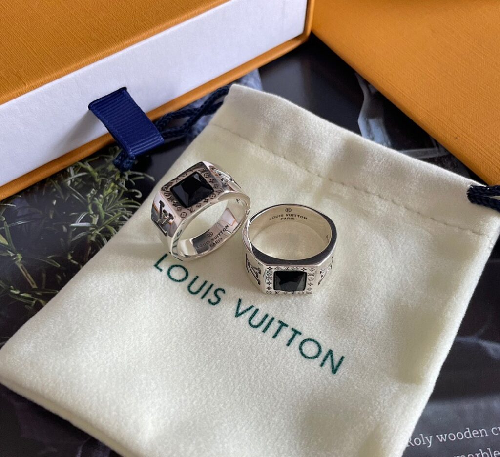 Louis Vuitton Jewelry Style 105 size8-9-10-11-12