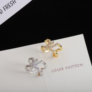 Louis Vuitton Jewelry Style 45
