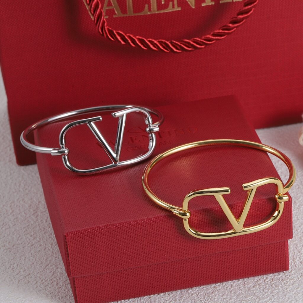 Valentino Jewelry Style 45