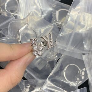 Louis Vuitton Jewelry Style 35