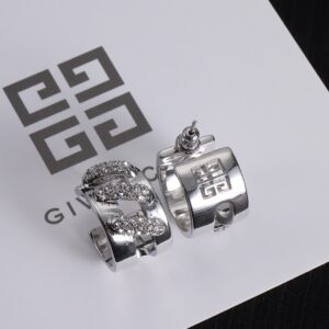 Givenchy Jewelry Style 45