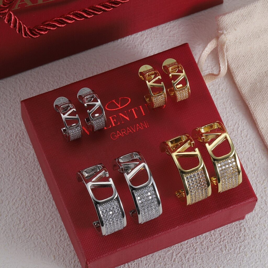 Valentino Jewelry Style 50 60