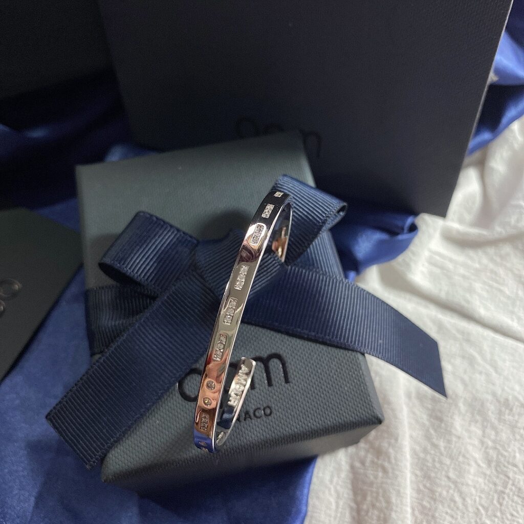 APM Jewelry Style 50