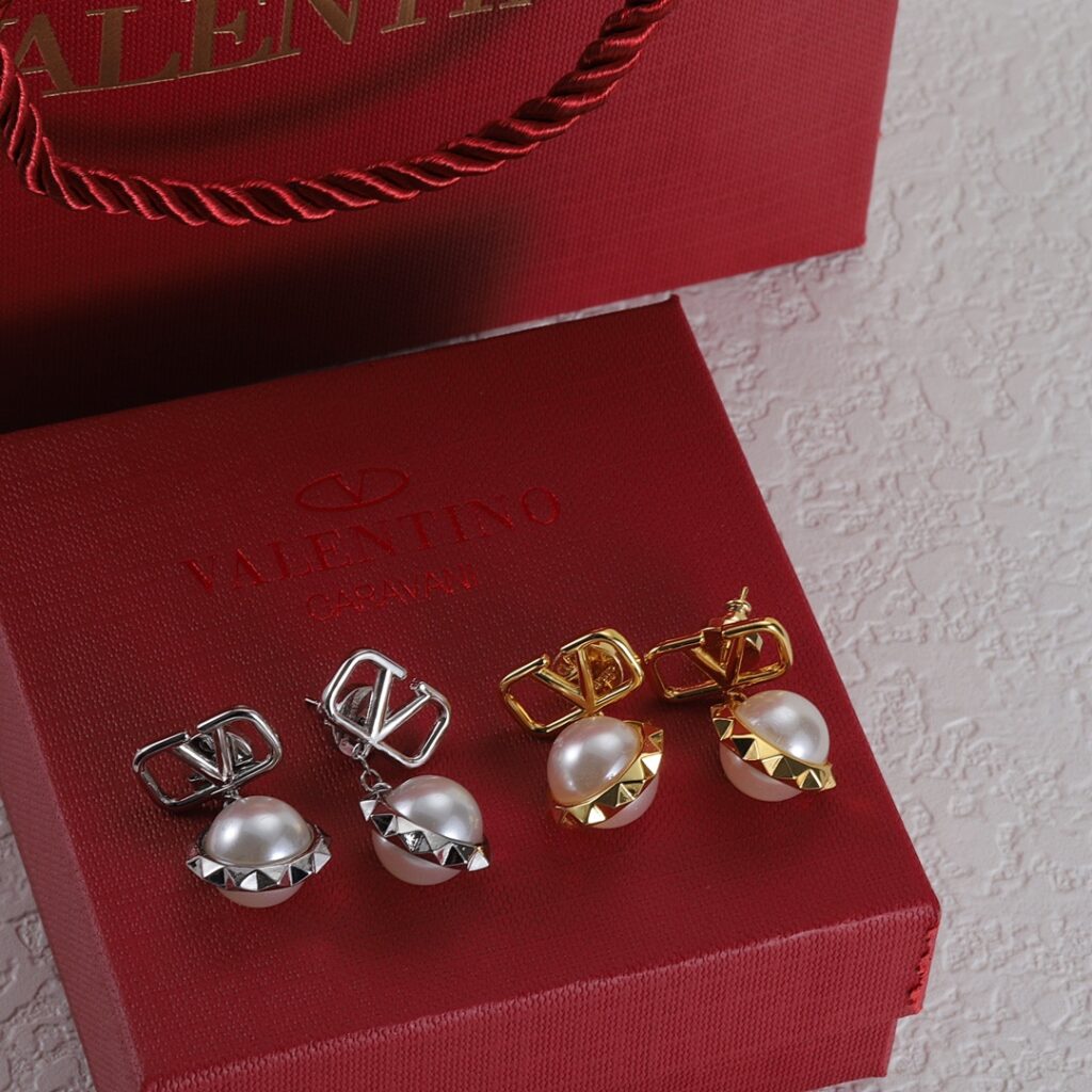 Valentino Jewelry Style 40