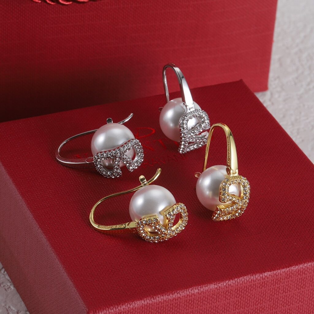 Valentino Jewelry Style 50