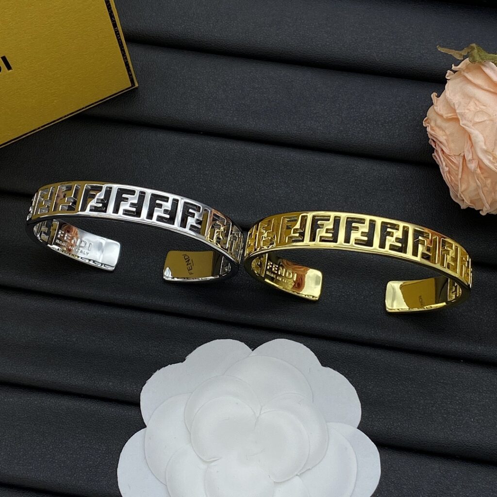 Fendi Jewelry Style 50