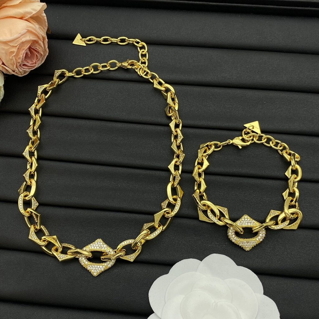 Prada Necklace Style 70 50