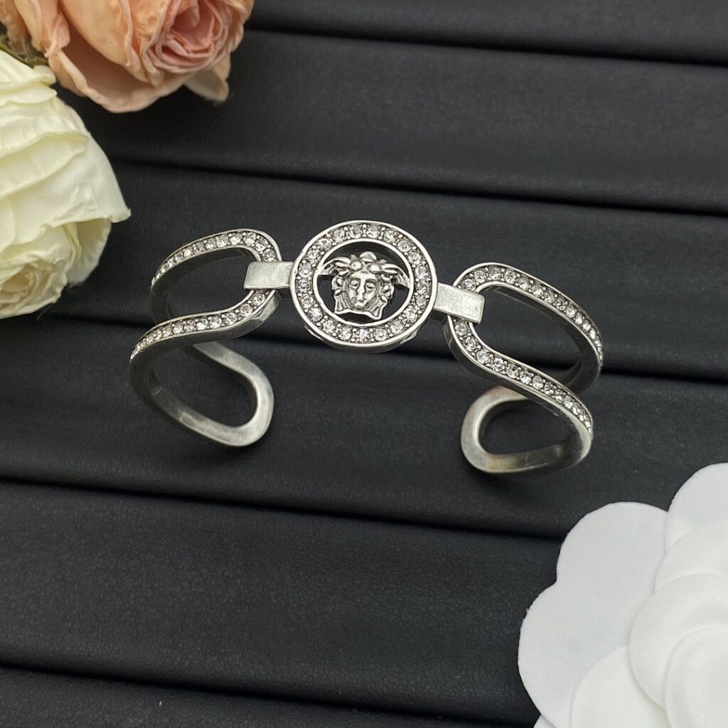 Versace Jewelry Style 50