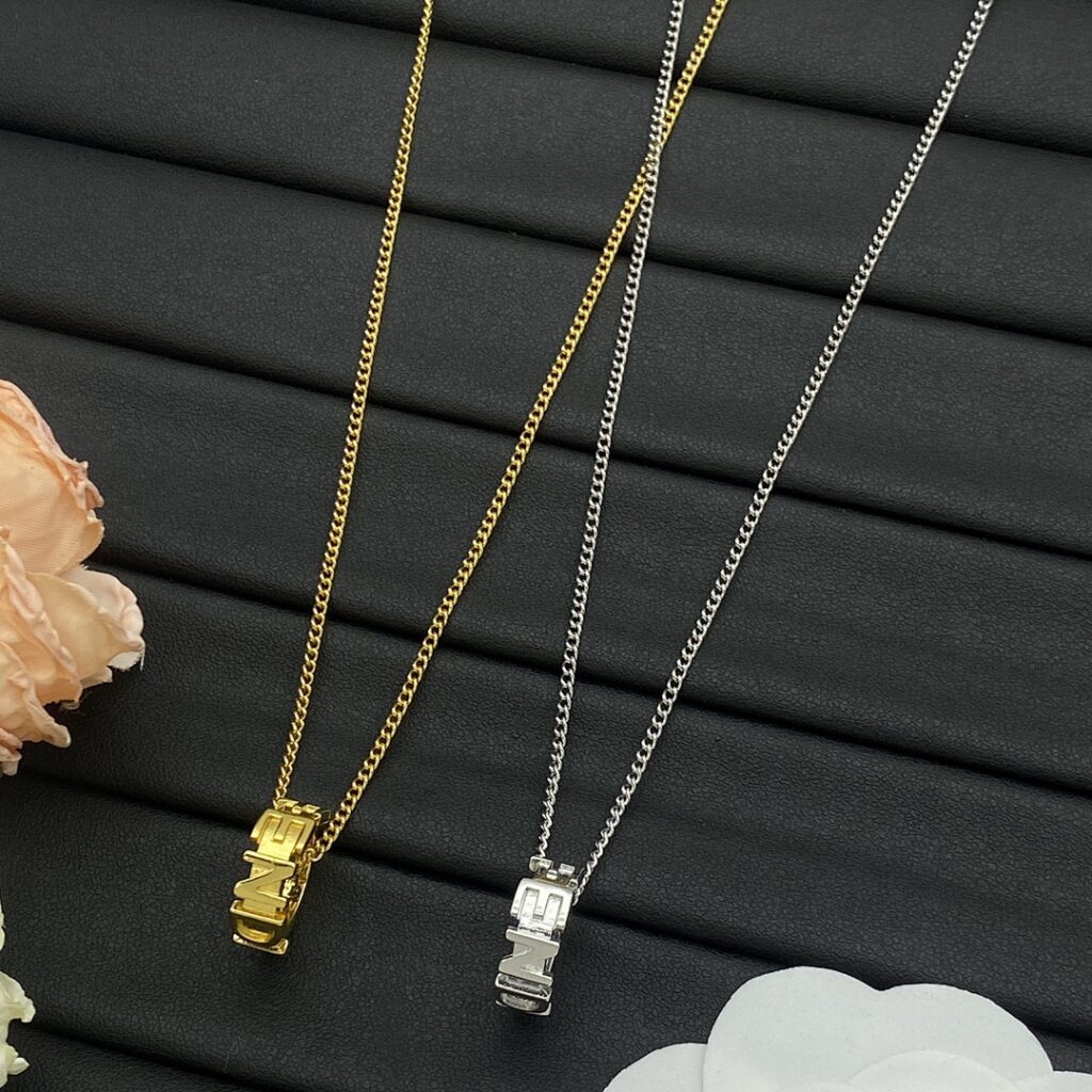 Fendi Jewelry Style 40