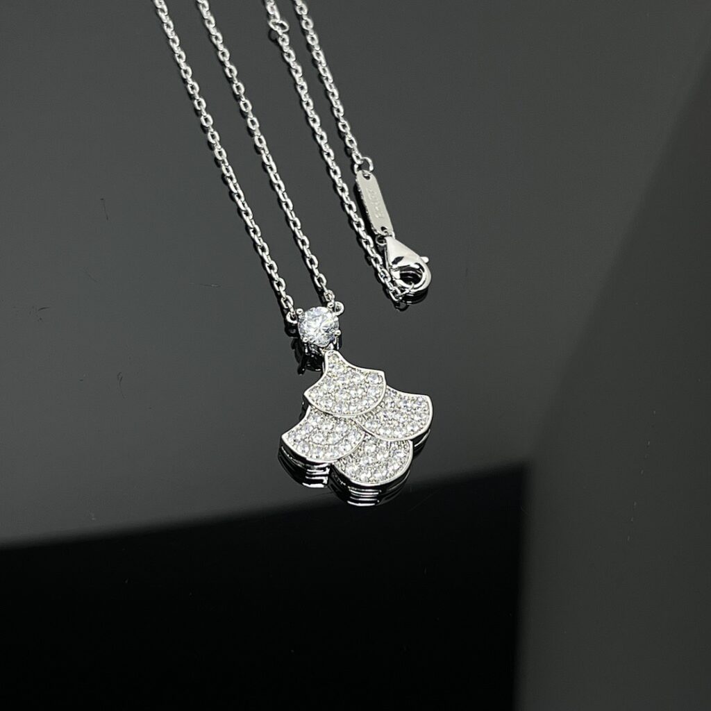 Graff Jewelry Style 45
