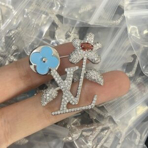 Louis Vuitton Jewelry Style 50