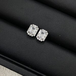 Harry Winston Jewelry Style 60