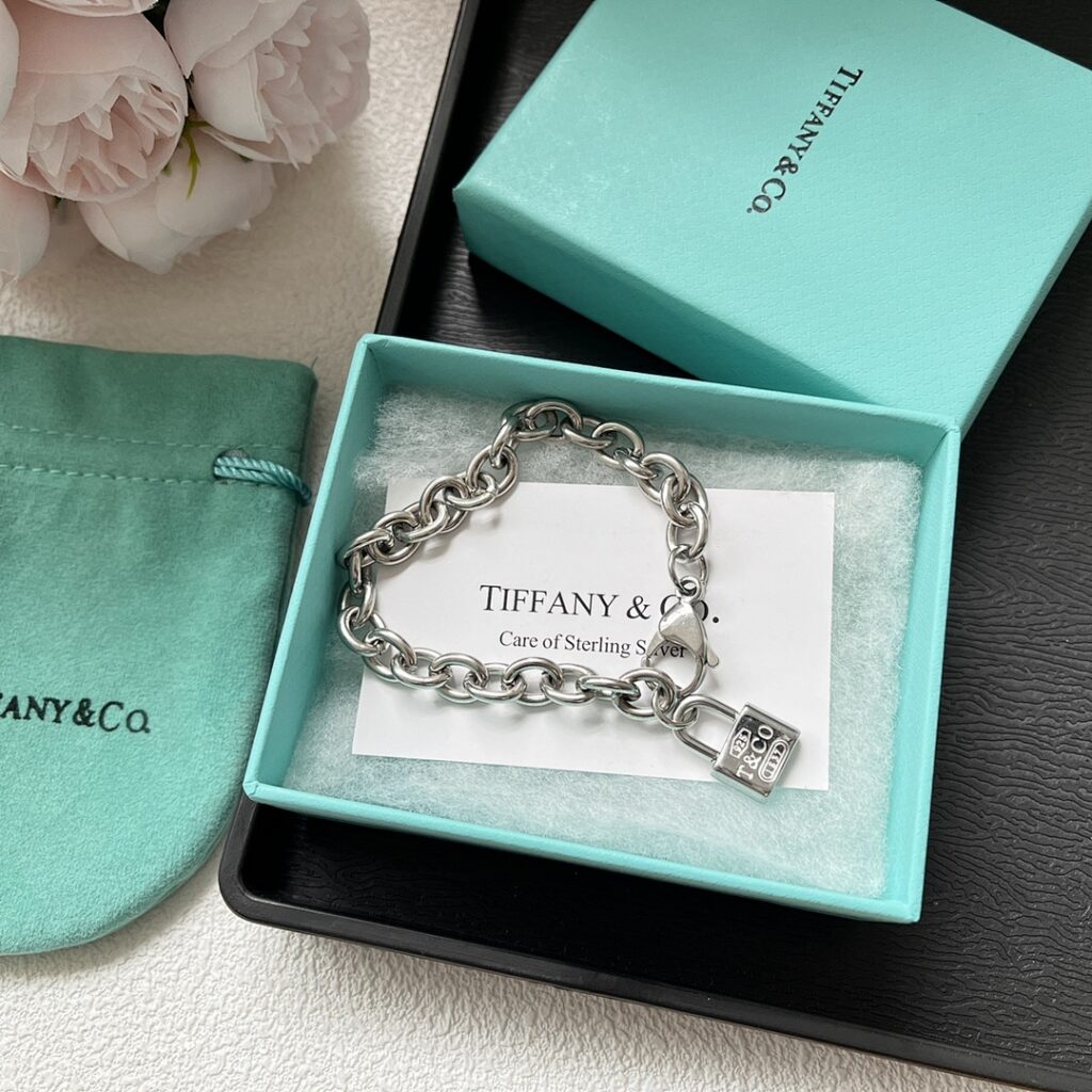 Tiffany Jewelry Style 40