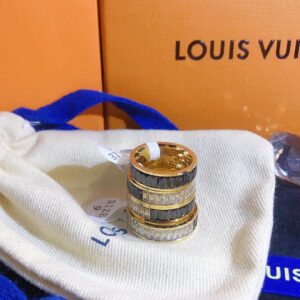 Louis Vuitton Jewelry Style 35 size6789
