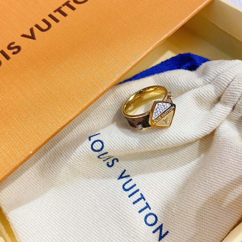 Louis Vuitton Jewelry Style 35size6789