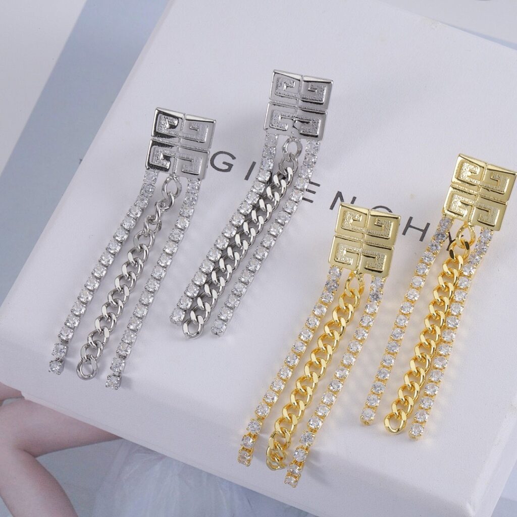 Givenchy Jewelry Style 40
