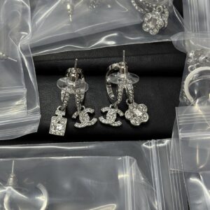 Chanel Jewelry Style 60