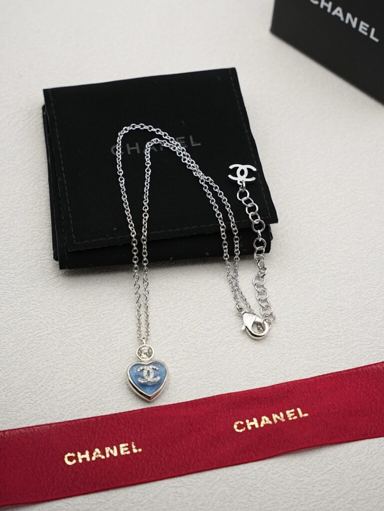 Chanel Jewelry Style 55