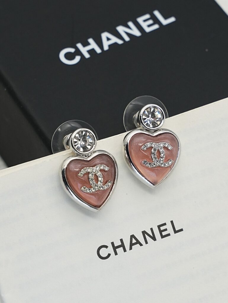 Chanel Jewelry Style 55
