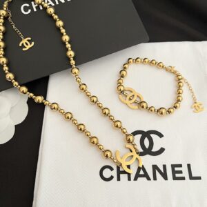 Chanel Necklace Style 50 45