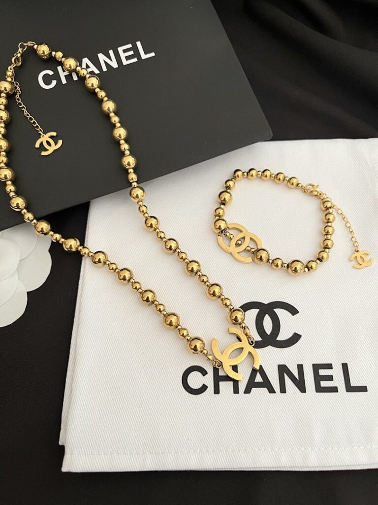 Chanel Necklace Style 50 45
