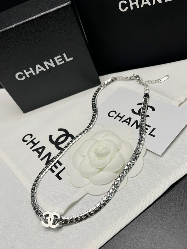 Chanel Jewelry Style 40