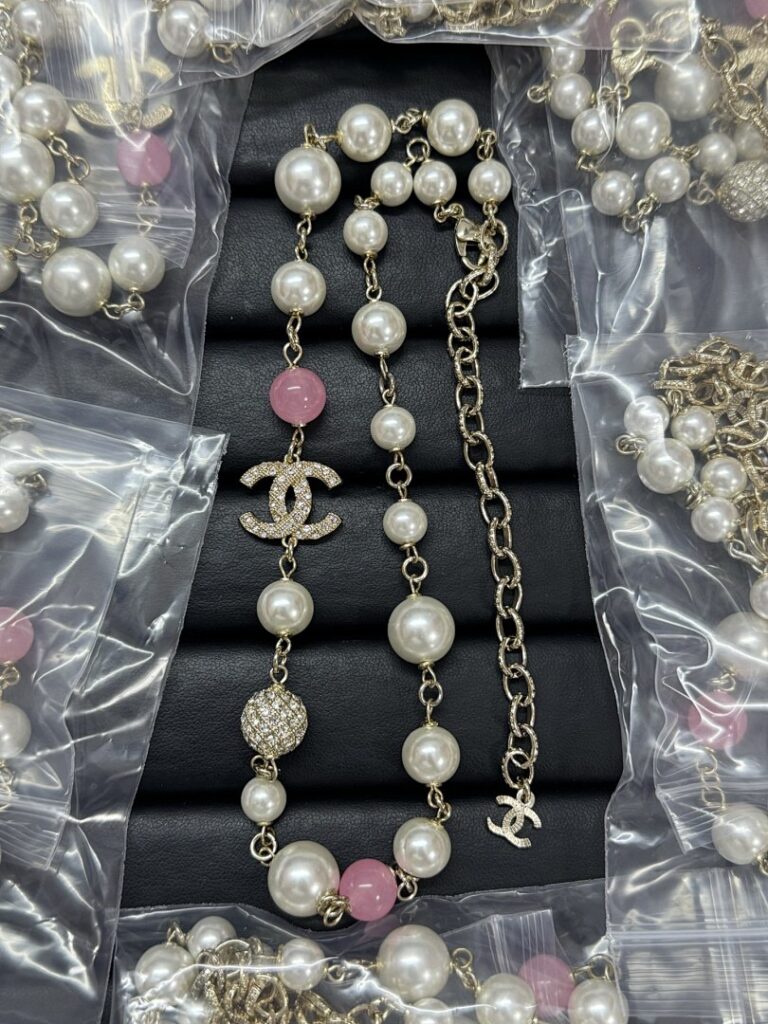 Chanel Jewelry Style 60