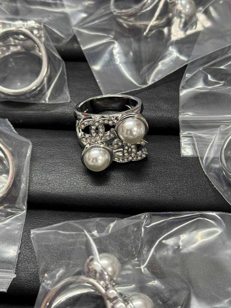 Chanel Jewelry Style 50 7