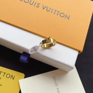 Louis Vuitton Jewelry Style 35 SIZE 6789