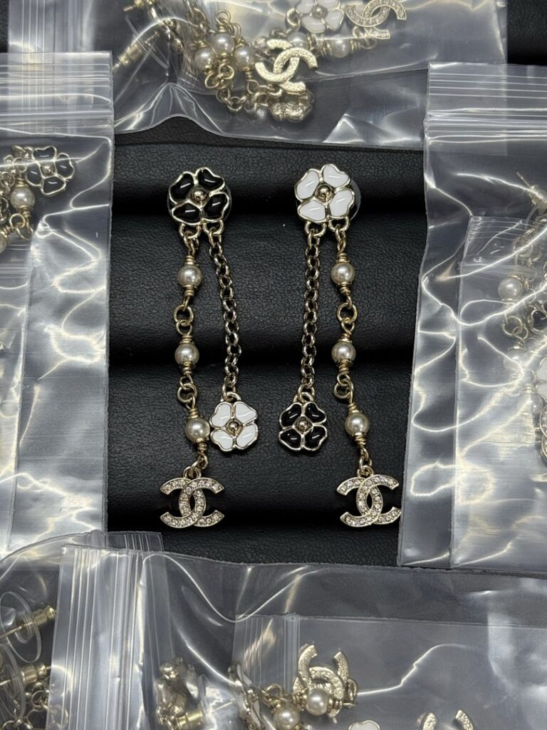 Chanel Jewelry Style 60