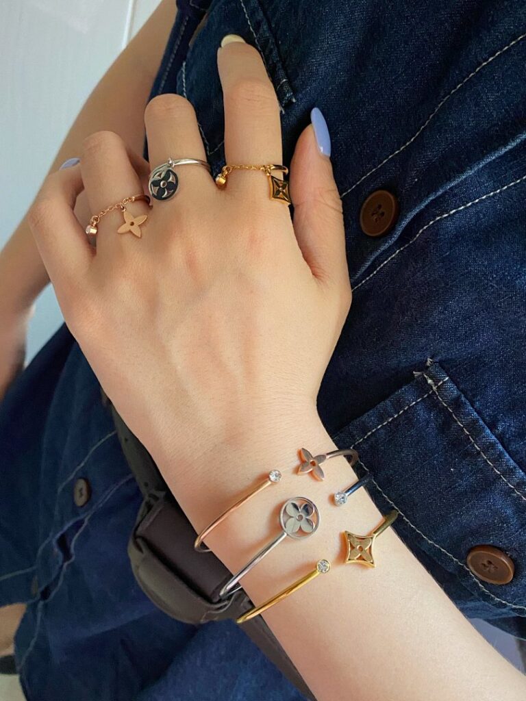 Louis Vuitton Ring Style 65 75