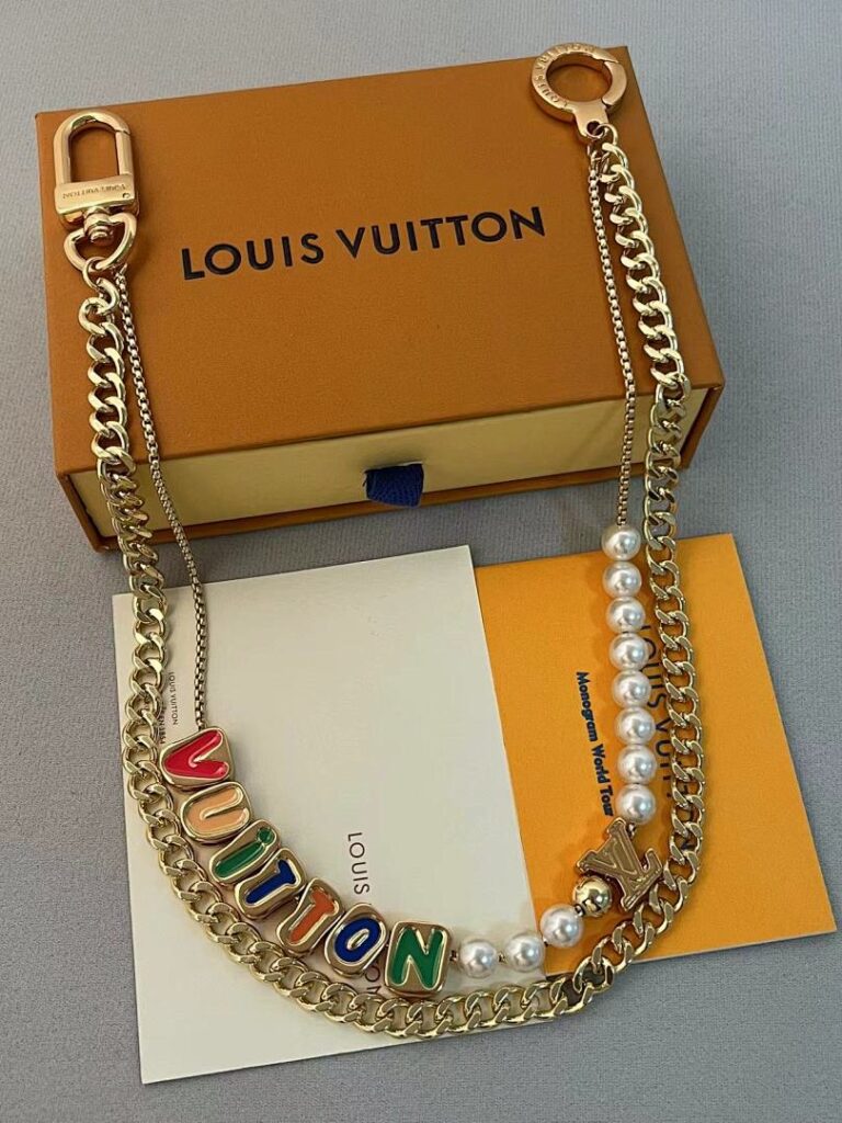 Jewelry Style 105