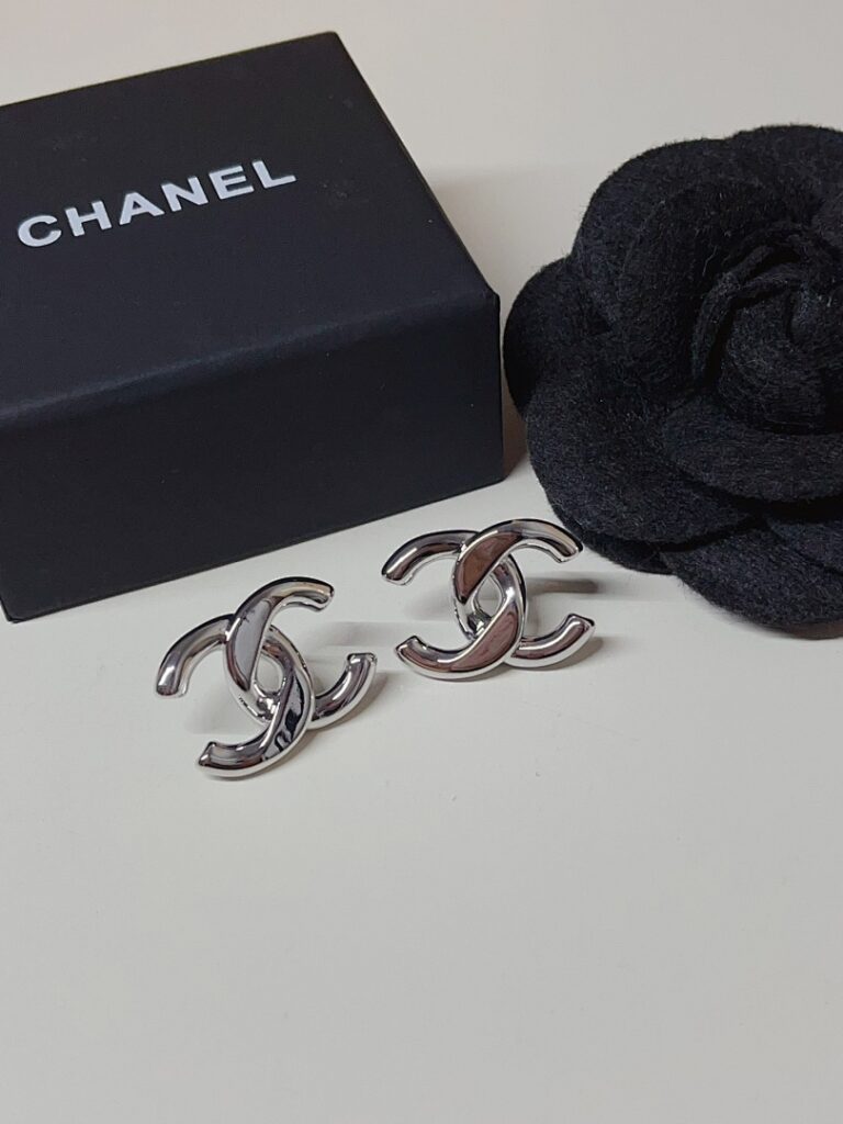 Chanel Jewelry Style 40