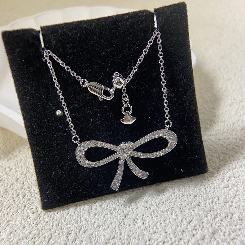 Graff Jewelry Style 50