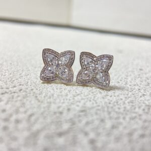 Jewelry Style 38