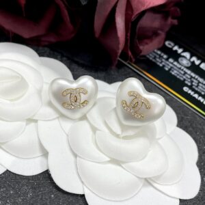 Chanel Jewelry Style 50