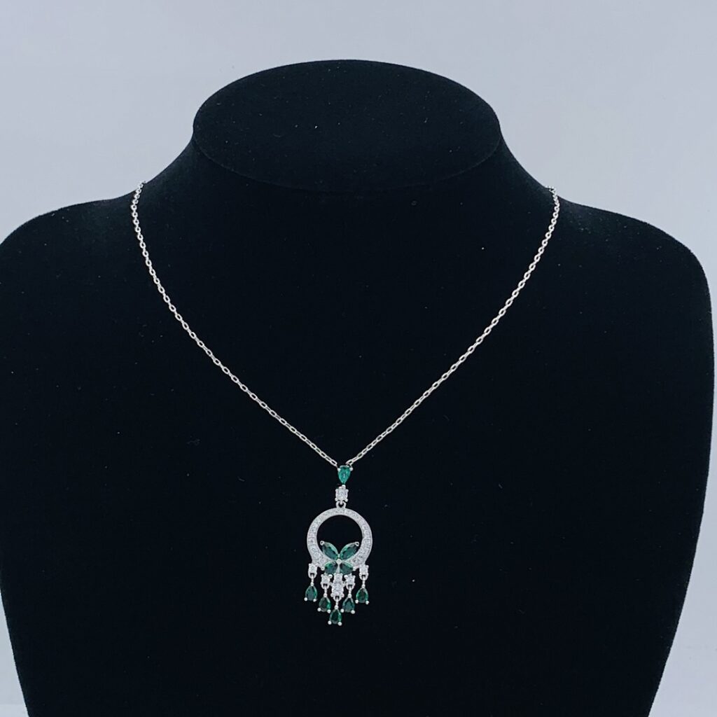 Graff Jewelry Style 55