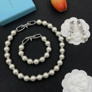Tiffany Necklace Style 70 50 45