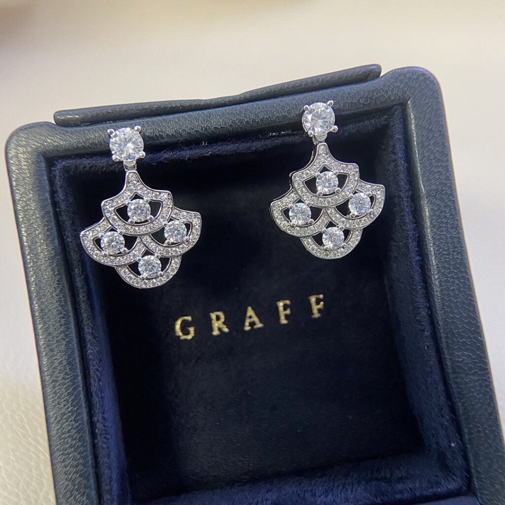 Graff Jewelry Style 50