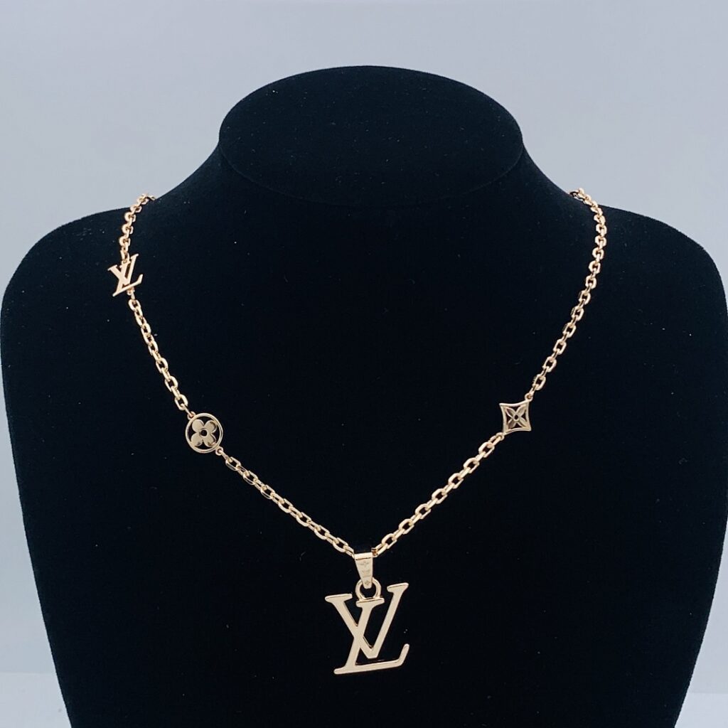 Louis Vuitton Jewelry Style 45